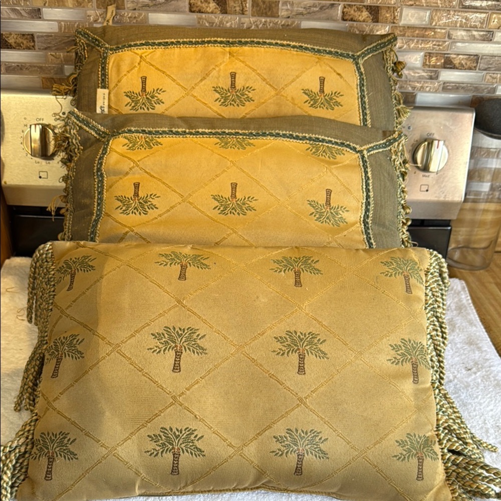 Palm Tree Decorative Throw Pillows
